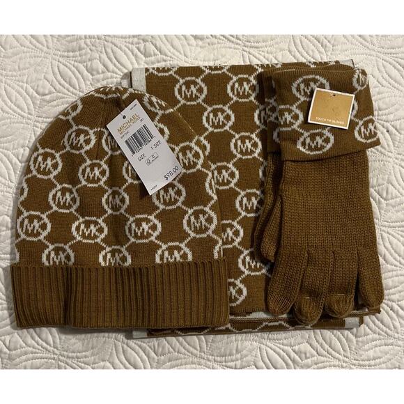 NWT 3 piece Michael Kors Women\'s Circle Logo Scarf, Hat, Glove Set, Camel/Cream